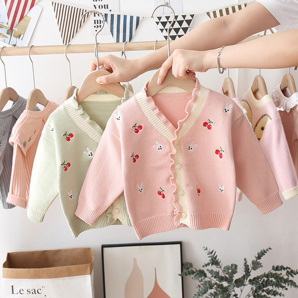 Μοντέρνα παιδική ζακέτα με κέντημα