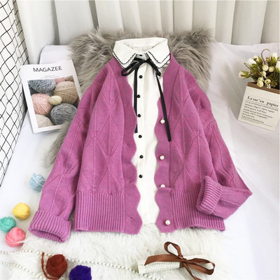 Naiste kootud vest - nööpide ja pikkade varrukatega