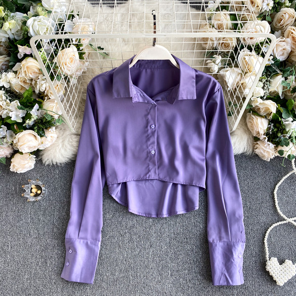 Stiilne naiste lühike särk klassikalise krae ja nööpidega