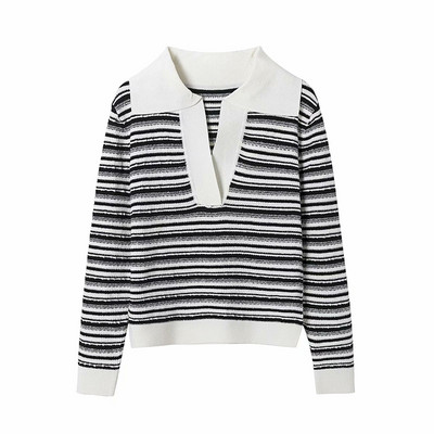 Γυναικείο λεπτό πουλόβερ με βαθύ ντεκολτέ