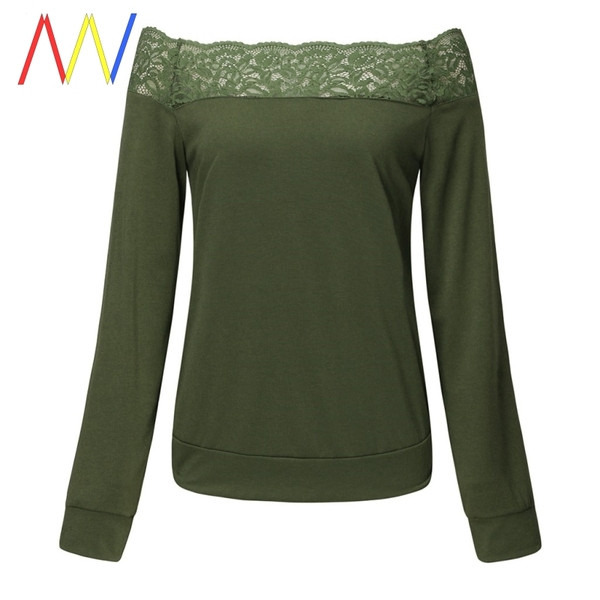 Pitsiga ja paljaste õlgadega naiste pluus