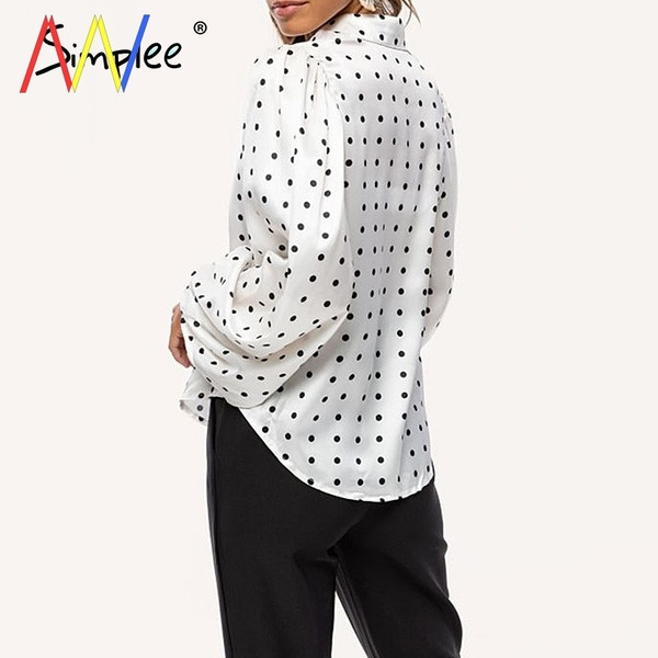 Модерна дамска риза с класическа яка и широки  ръкави