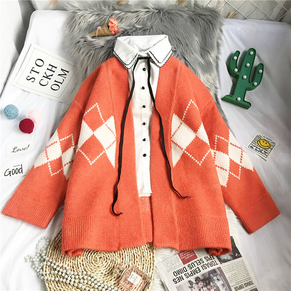 Ежедневна дамска жилетка с шарка без закопчаване