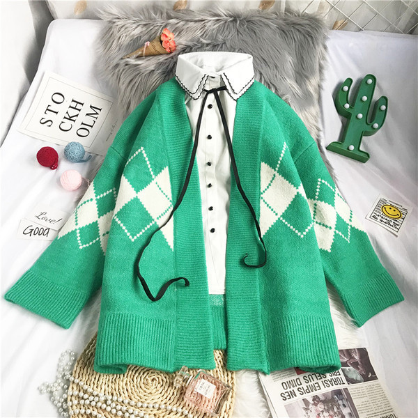 Ежедневна дамска жилетка с шарка без закопчаване