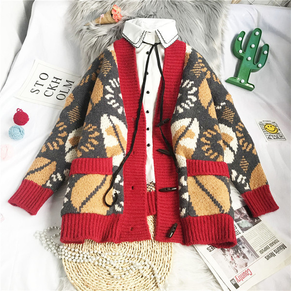 Πλεκτή γυναικεία ζακέτα με σχέδιο και τσέπες