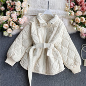 Uus mudel naiste talvejope vöö ja taskutega