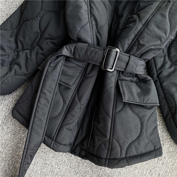 Uus mudel naiste talvejope vöö ja taskutega