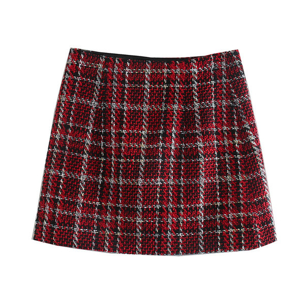 Нов модел къса пола с копчета