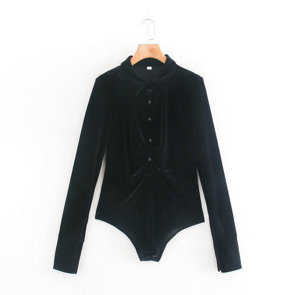 Дамско кадифено боди с копчета