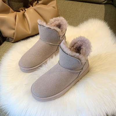 Νέο μοντέλο γυναικείες μπότες με επίπεδη σόλα και ζεστή επένδυση