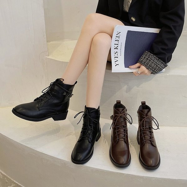 Дамски боти с връзки и нисък дебел ток