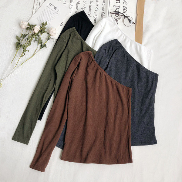 Naiste vabaaja pluus ühe varrukaga