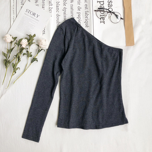 Naiste vabaaja pluus ühe varrukaga