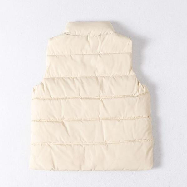 Ženski jesensko-zimski prsluk s gumbima