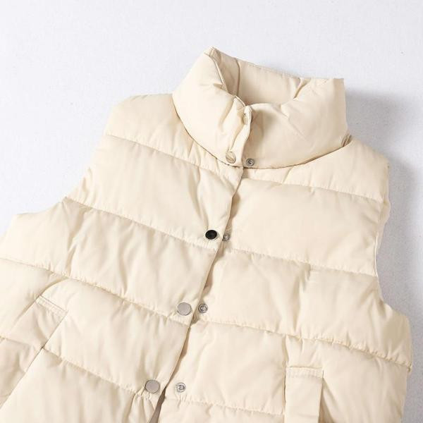 Ženski jesensko-zimski prsluk s gumbima