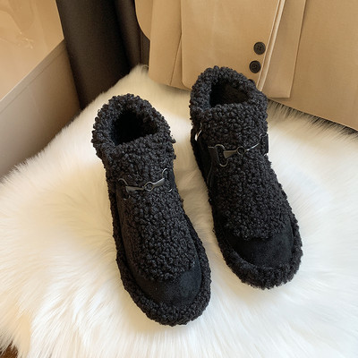 Sule ja lameda tallaga naiste saapad