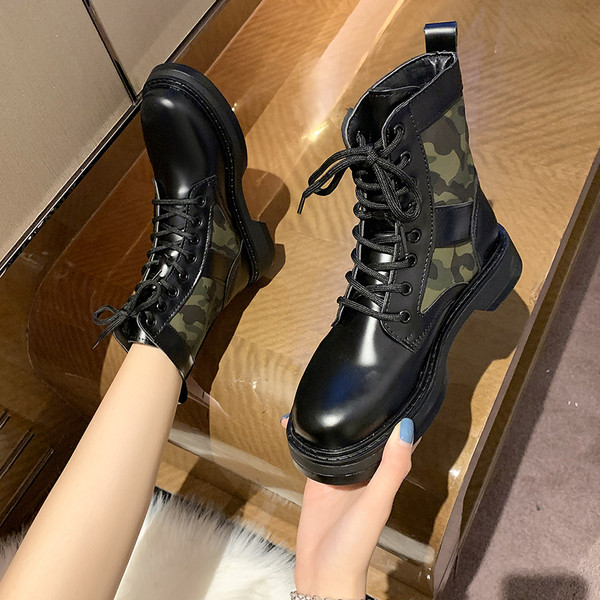 Naiste kamuflaažimustriga vabaaja saapad