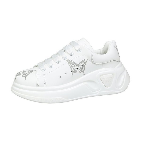 Νέο μοντέλο γυναικεία  αθλητικά παπούτσια  με επίπεδη σόλα και κορδόνια