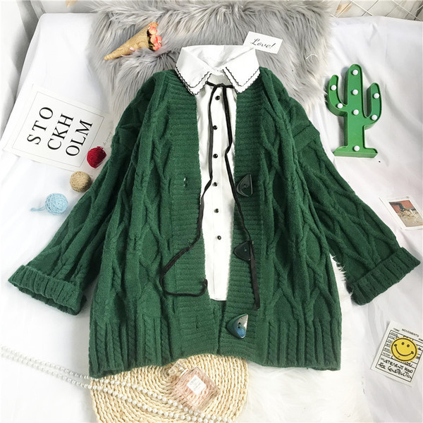 Μοντέρνα γυναικεία ζακέτα με μακριά μανίκια - φαρδύ μοντέλο