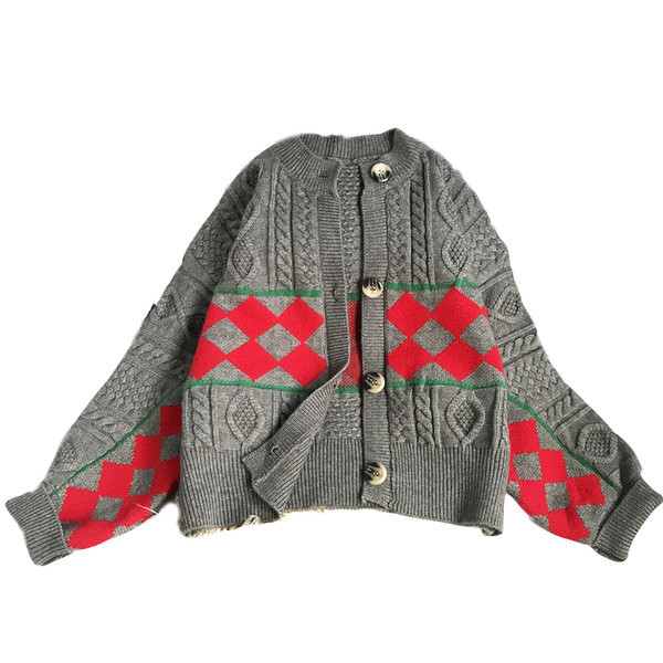 Γυναικεία ζακέτα  φθινοπώρου-χειμώνα με στρογγυλή λαιμόκοψη και μακριά μανίκια