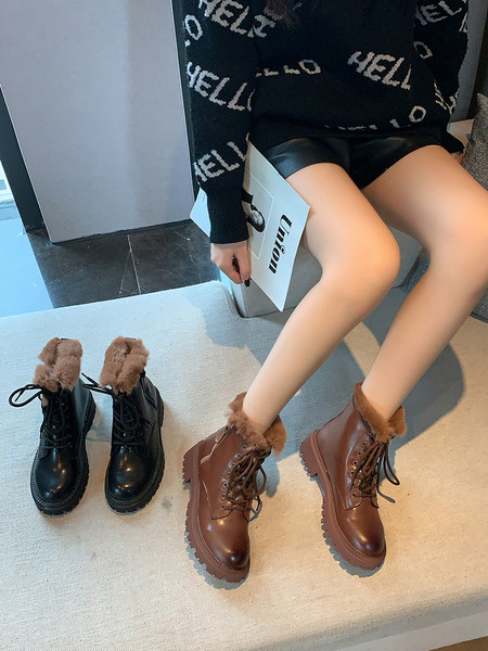 Sule ja kareda tallaga naiste saapad