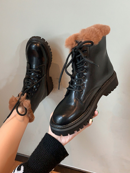 Sule ja kareda tallaga naiste saapad