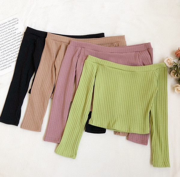 Aktuelna ženska bluza sa lađa izrezom