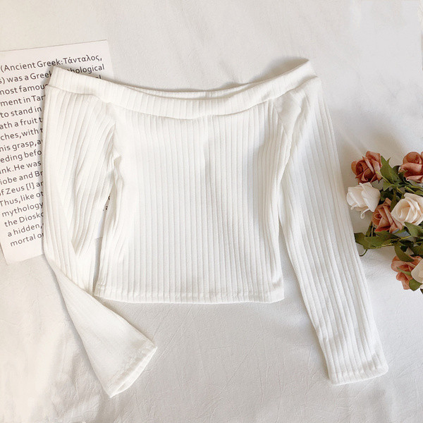 Aktuelna ženska bluza sa lađa izrezom