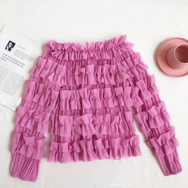 Novi model ženske bluze sa lađa izrezom i dugim rukavima