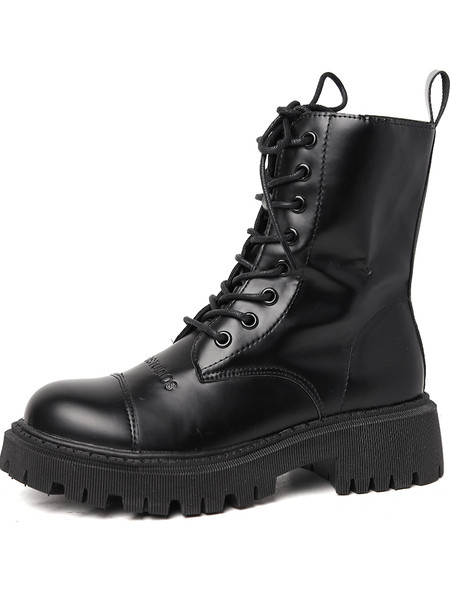 Tõmbluku ja kareda tallaga naiste saapad - musta värvi