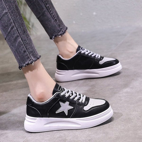 Ženske tenisice i ravni potplat s vezicama