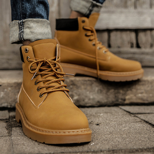 Eco-nahast meeste talvesaapad paeltega