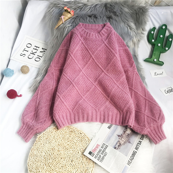 Naiste moodne ovaalse dekoltee ja laiade varrukatega kampsun