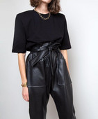 Moodsad nahkpüksid vöö ja taskutega