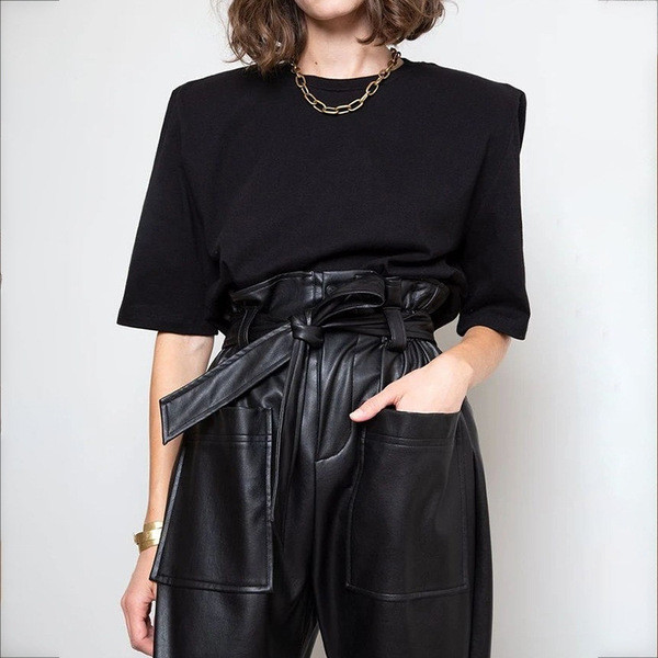 Moodsad nahkpüksid vöö ja taskutega