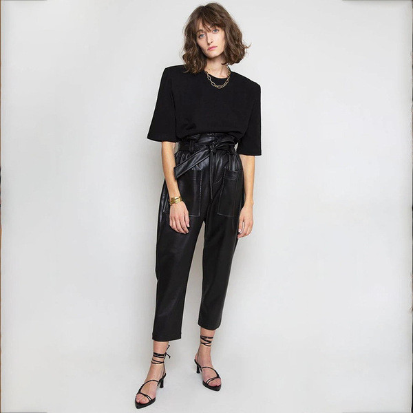 Moodsad nahkpüksid vöö ja taskutega