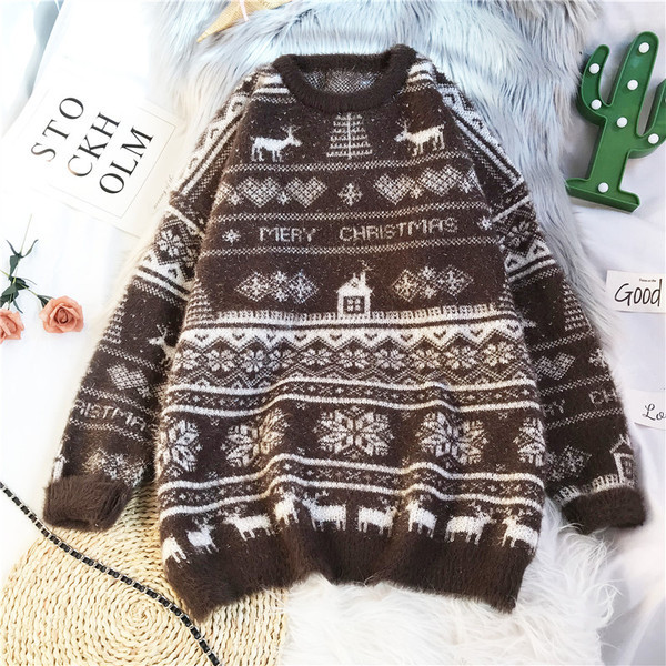 Νέο μοντέλο Χριστουγεννιάτικο γυναικείο πουλόβερ με οβάλ ντεκολτέ