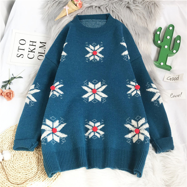 Naiste pikkade varrukate ja ümara kaelusega jõulukampsun