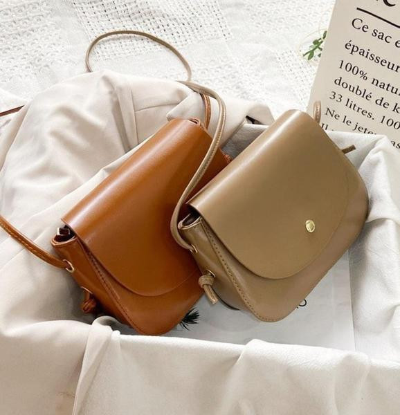 Naiste nahast väike kott tavaline mudel