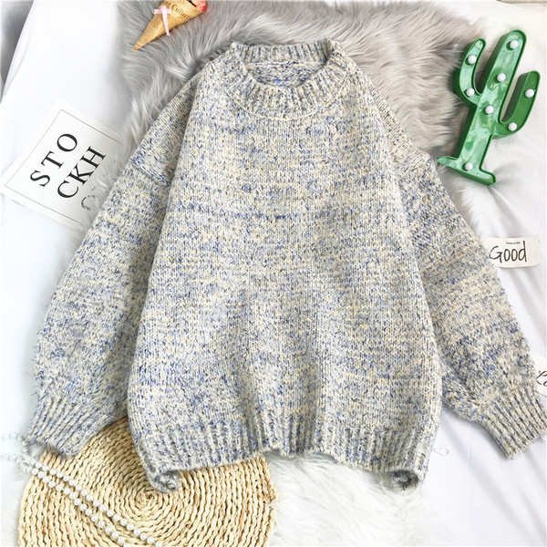 Naiste ümara kaelusega kootud kampsun - lai mudel