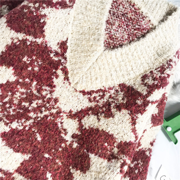 Uus mudel naiste kootud kampsun spits-kaelusega - lai mudel