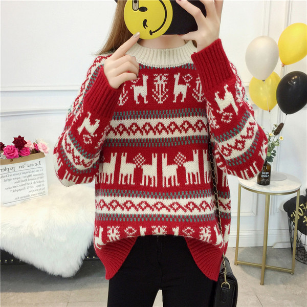 Naiste madala krae ja pikkade varrukatega kootud kampsun