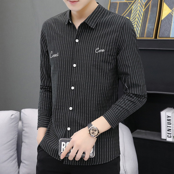 Uue mudeli tikandiga pikkade varrukatega meeste särk