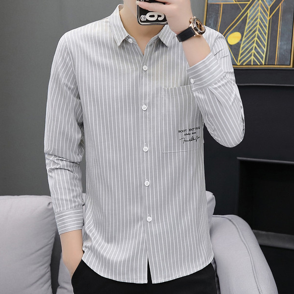 Meeste triibuline pikkade varrukate ja nööpidega särk