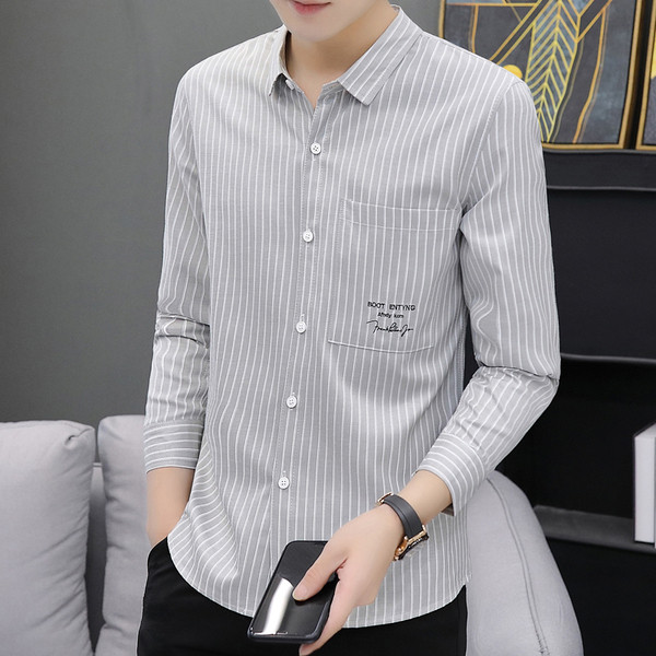 Meeste triibuline pikkade varrukate ja nööpidega särk