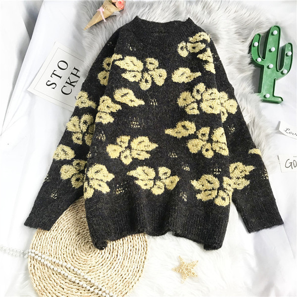 Νέο μοντέλο γυναικείο πουλόβερ με λουλουδάτο μοτίβο - φαρδύ μοντέλο