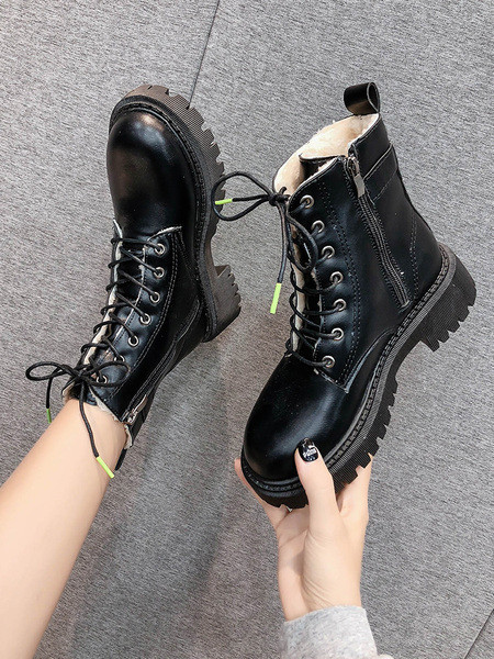 Naiste vabaaja saapad paelte ja lameda tallaga - valmistatud ökonahast