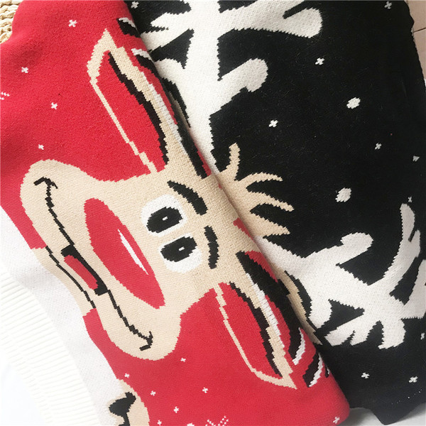 Uus mudel ovaalse dekoltee ja pikkade varrukatega jõulukampsun