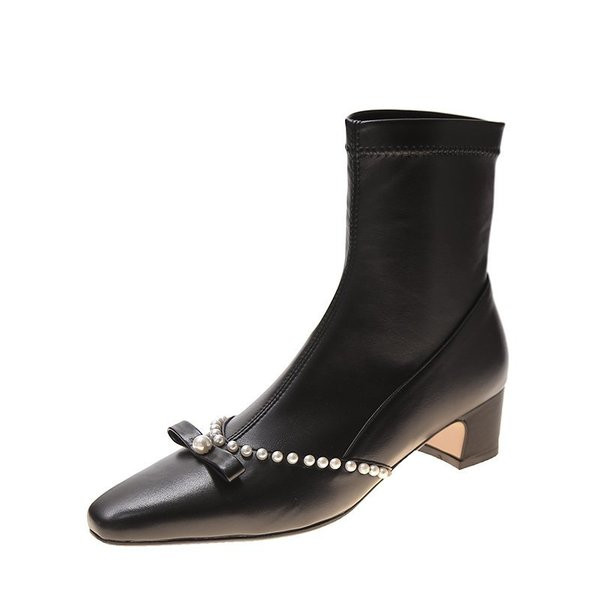 Naiste vabaajasaapad pärlite ja paelaga - ümar mudel