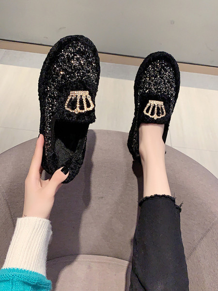 Lameda talla, udusulgede ja läikivate osakestega naiste vabaajajalatsid